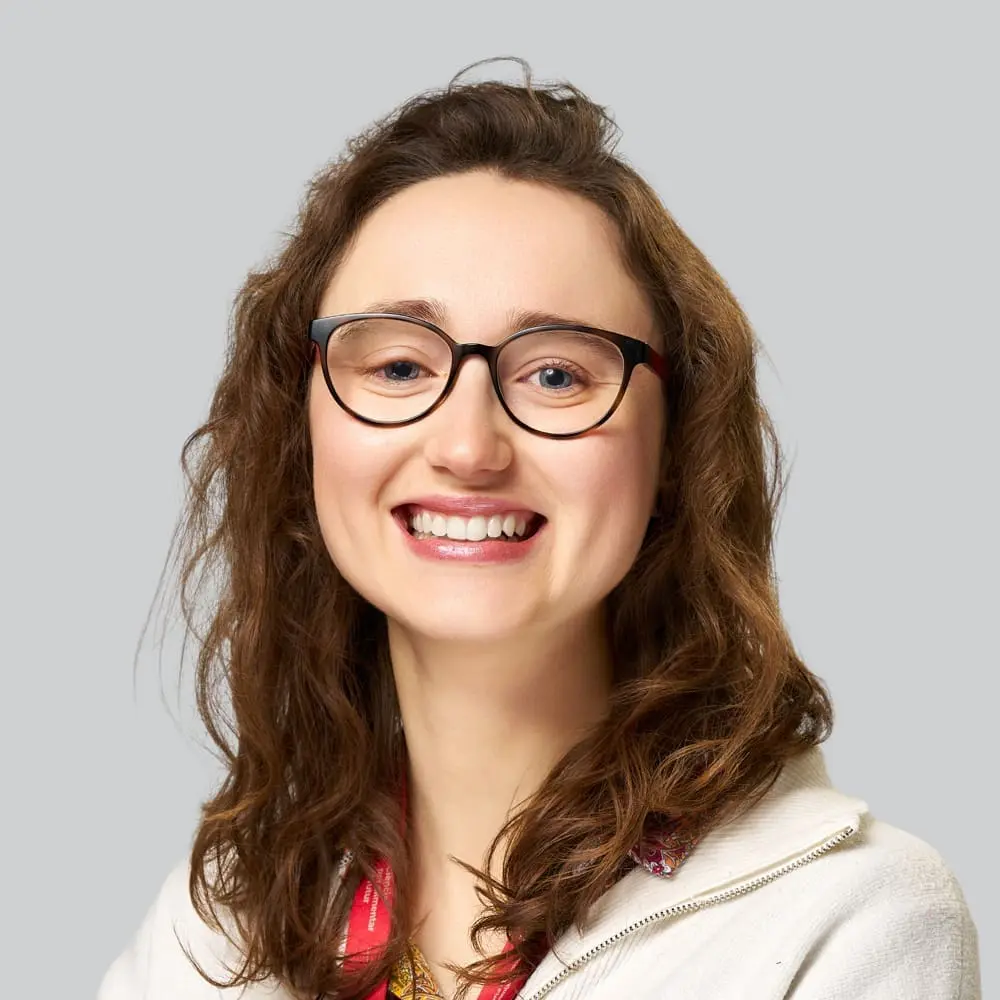 Ribalta Alet, Júlia