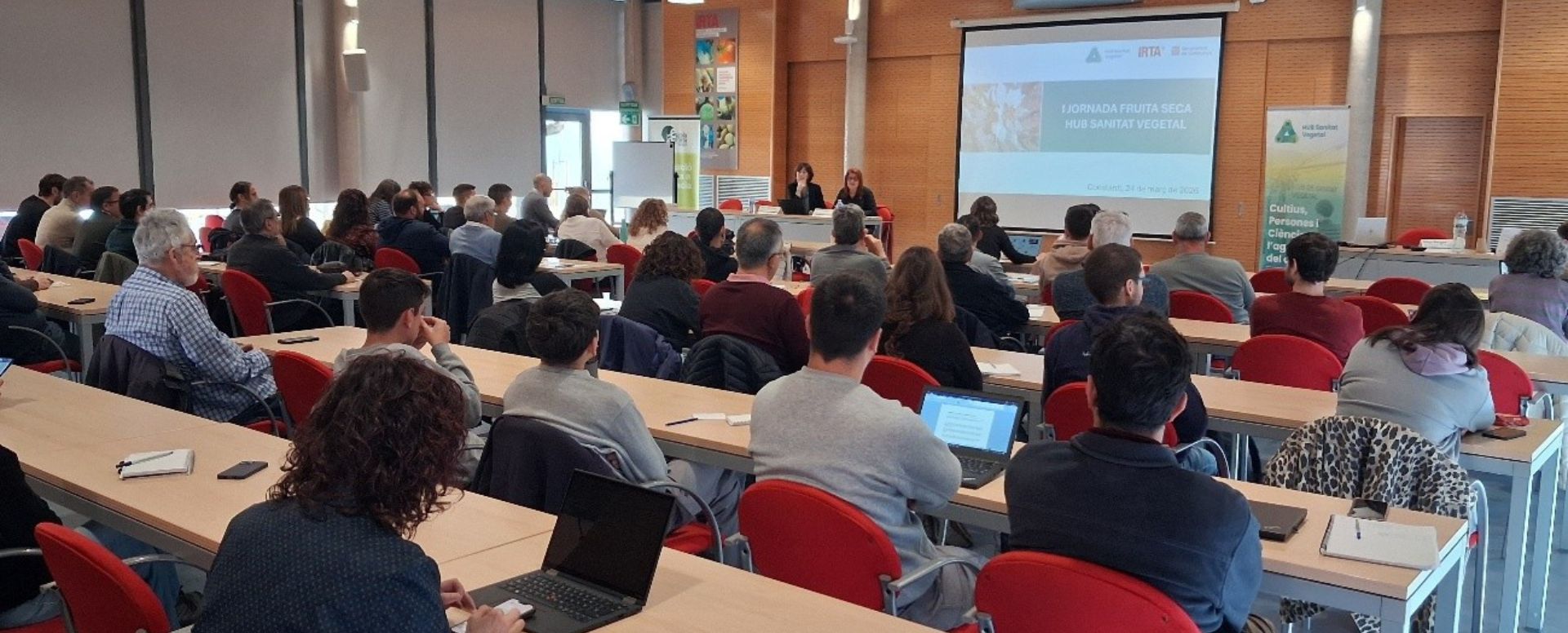 1a jornada de Fruita Seca al HUB de Sanitat Vegetal